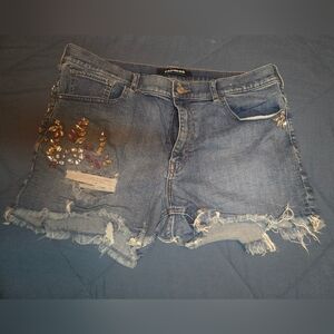 EXPRESS HIGH RISE DISTRESSED JEWEL SHORTS
